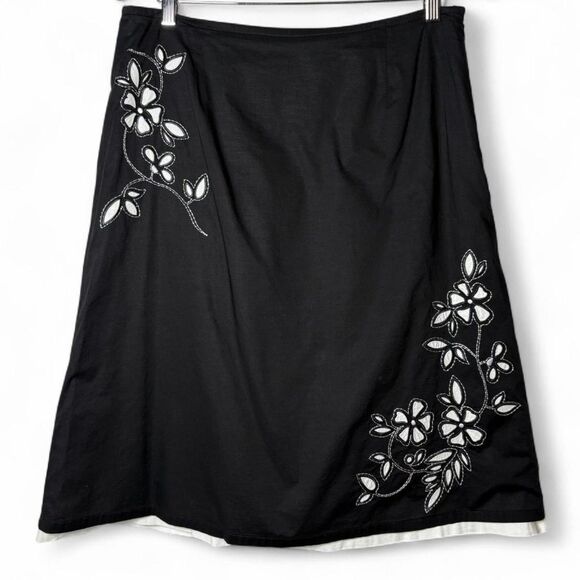 Y2K Black Cotton Midi Skirt White with 3D Floral Embroidery Layered Size 12 - Picture 1 of 9